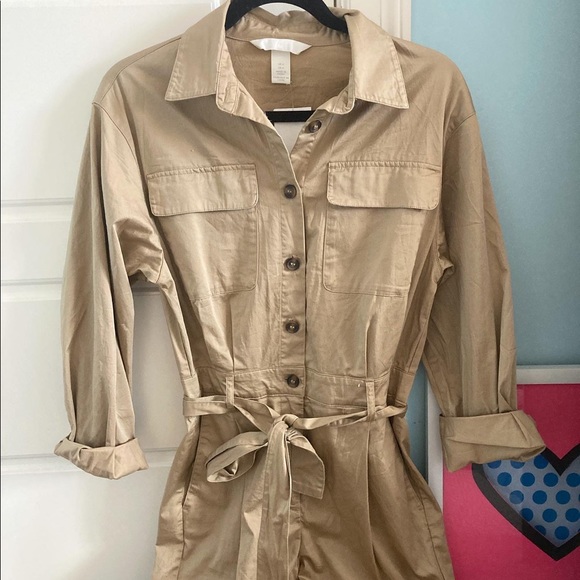 H&M Jumpsuit - Picture 2 of 3